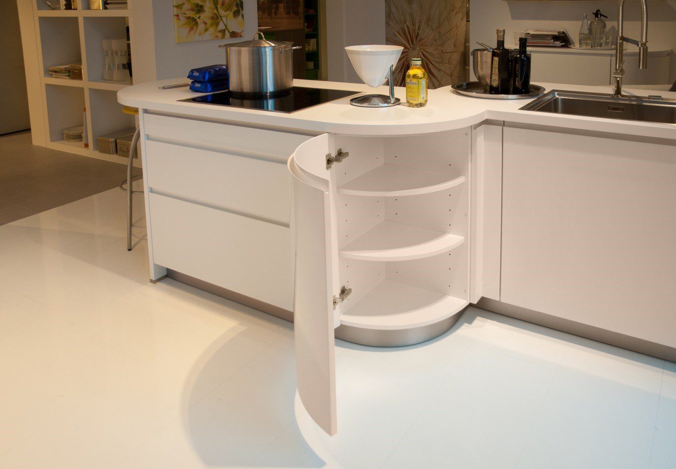 white classic kitchens