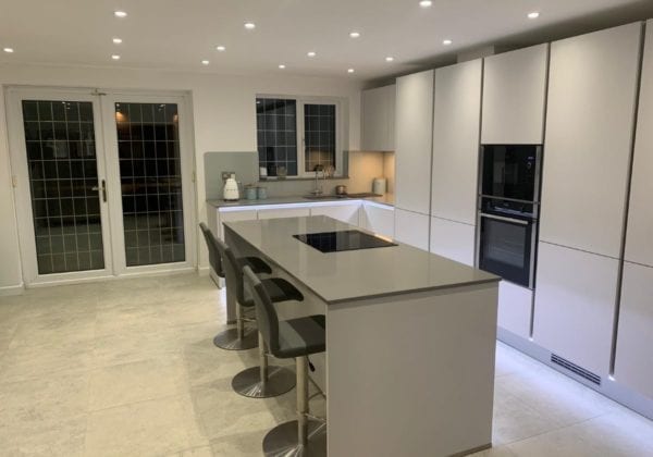 handleless kitchen