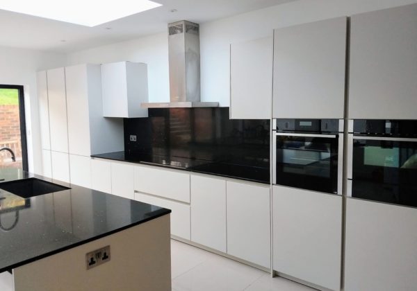 Step into Grace's East London kitchen journey. Experience the perfect blend of elegance and modernity.