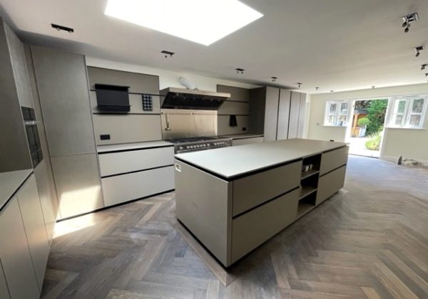 Next125 Sahara beige matt velvet island and sink run with Elegant oak pearl grey tall units