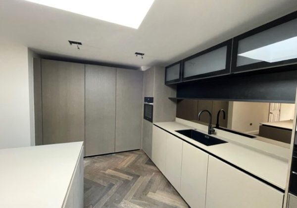 Next125 Sahara beige matt velvet island and sink run with Elegant oak pearl grey tall units